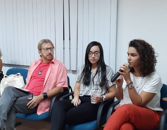 debate-sobre-suicidio-e-populacao-lgbtqi-reune-psicologas-os-e-estudantes-em-nova-iguacu