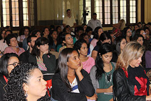 i-seminario-psicologia-na-educacao-o-que-o-professor-demanda-e-o-que-a-psicologia-produz-acontece-no-rio